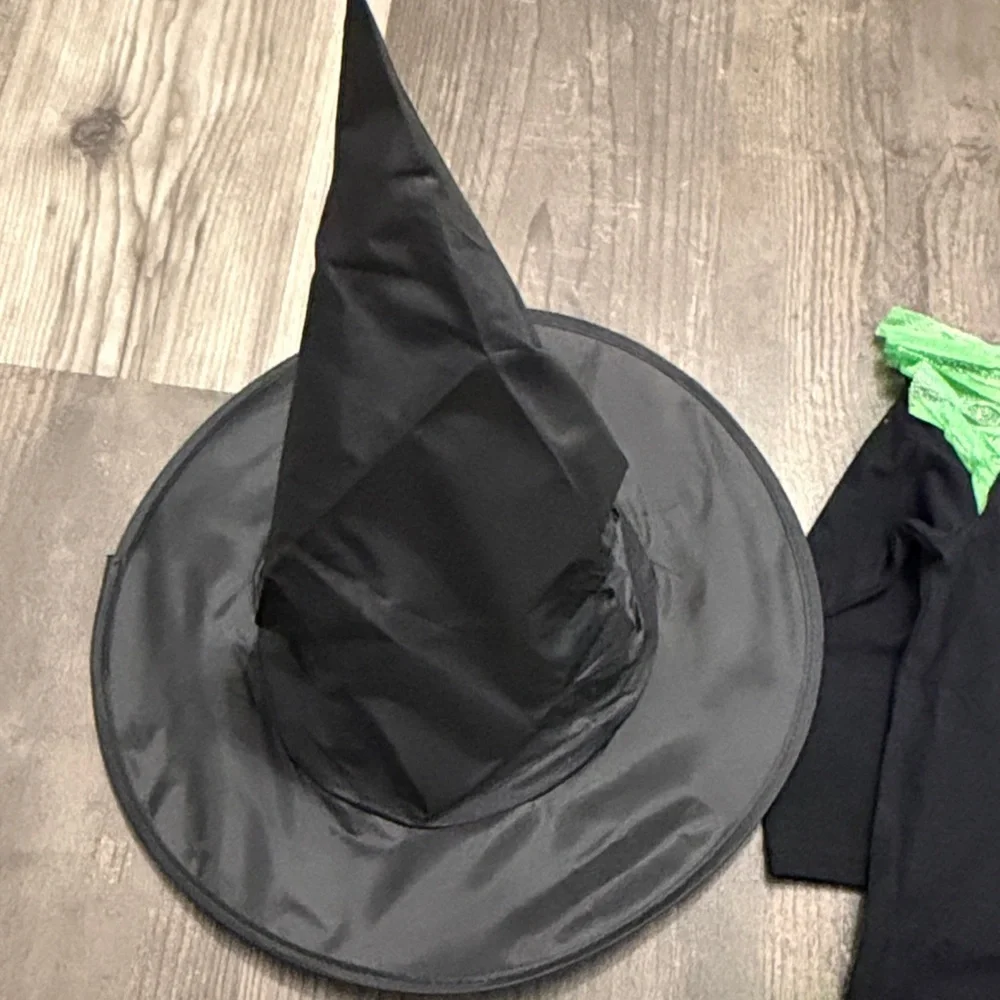 Wicked Elphaba Girls Shirt and Skirt Witch Costume with Green/Black Tutu 18-24